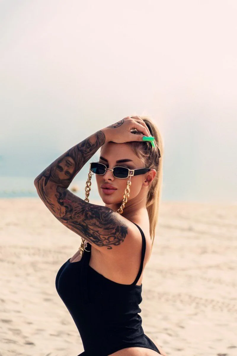 Mila escort in Milan