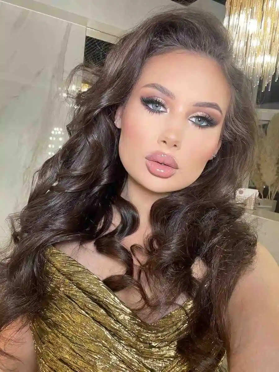 Milena escort in Rome