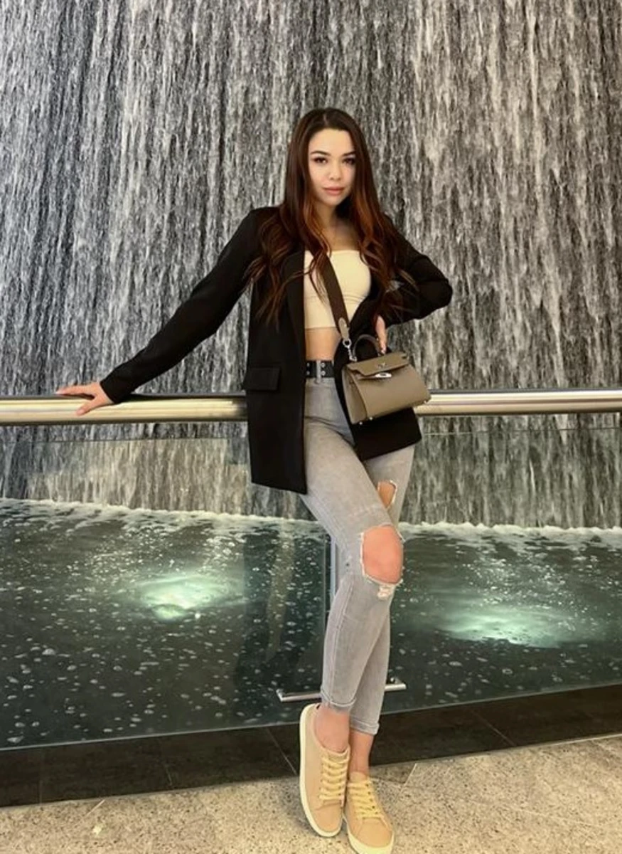 Muse escort in Milan