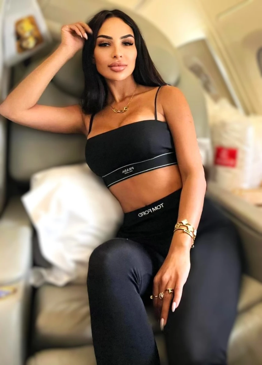 Pamela escort in Rome