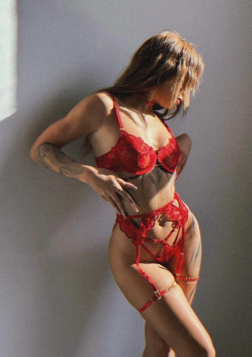 Ro escort in Milan