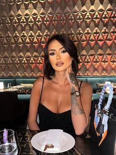 Rosa  escort in Milan