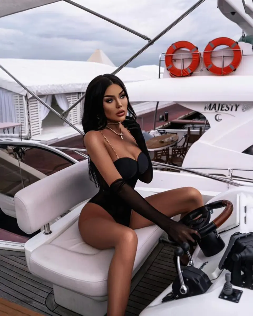Sabina escort in Rome