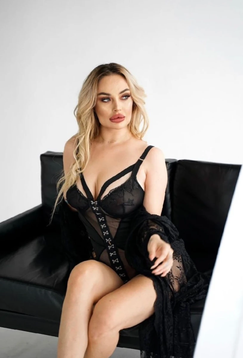 Sasha escort in Rome