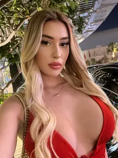 Sylvie escort in Rome