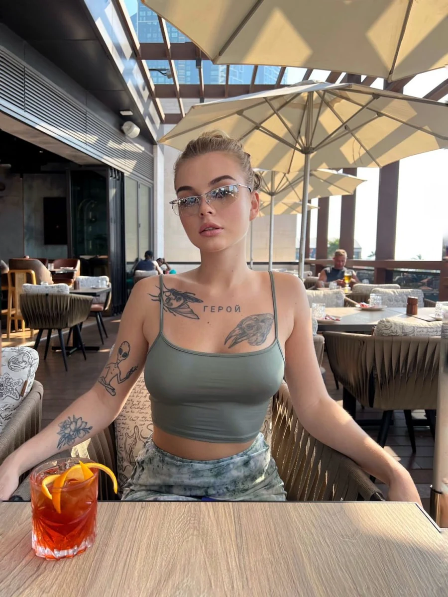 Tasya escort in Milan
