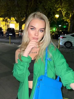 Tasya escort in Milan