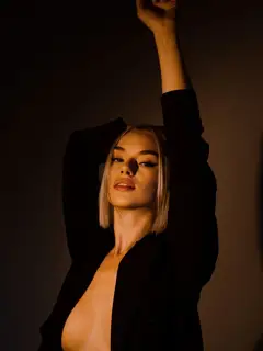 Valery escort in Milan