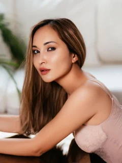 Zarina escort in Rome